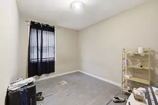 22-24 Sorrento St, Springfield, MA 01108 - Photo 11