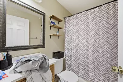 22-24 Sorrento St, Springfield, MA 01108 - Photo 19