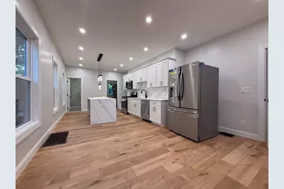 16 Willow Ave #1, Somerville, MA 02144 - Photo 3
