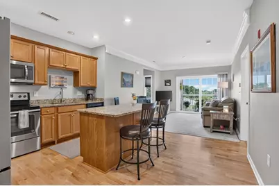 1 Francis Dr #405, Andover, MA 01810 - Photo 5