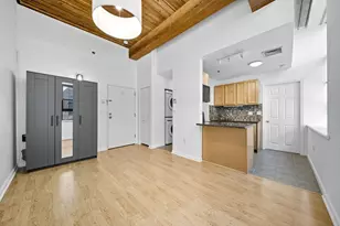 10 Linwood St, Malden, MA 02148 - Photo 9