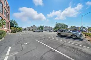 10 Linwood St, Malden, MA 02148 - Photo 23