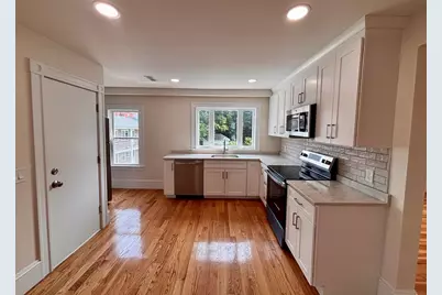 29 Sylvan St #2, Malden, MA 01248 - Photo 3