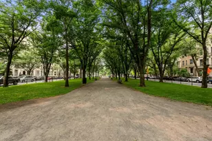 390 Commonwealth Ave, Boston, MA 02215 - Photo 21
