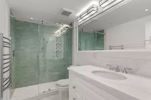 390 Commonwealth Ave, Boston, MA 02215 - Photo 11