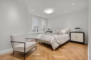 390 Commonwealth Ave, Boston, MA 02215 - Photo 9