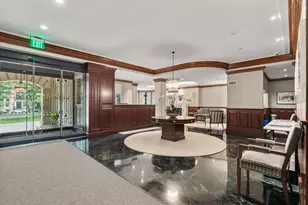 390 Commonwealth Ave, Boston, MA 02215 - Photo 17
