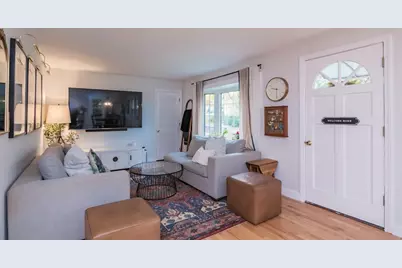 21 Gates Ave, East Longmeadow, MA 01028 - Photo 3