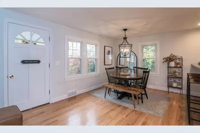 21 Gates Ave, East Longmeadow, MA 01028 - Photo 5