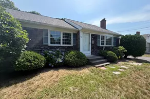 96 Pawkannawkut Dr, Yarmouth, MA 02664 - Photo 3
