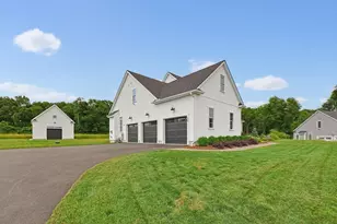 32 Bayliss Wy, Uxbridge, MA 01569 - Photo 41