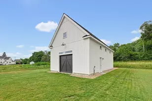 32 Bayliss Wy, Uxbridge, MA 01569 - Photo 35