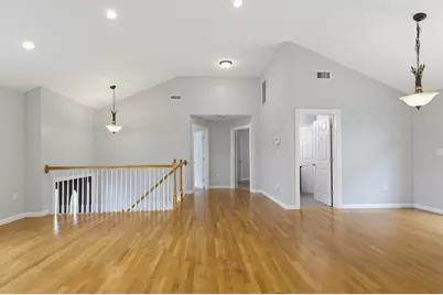 70 Swan Ave, Worcester, MA 01602 - Photo 11