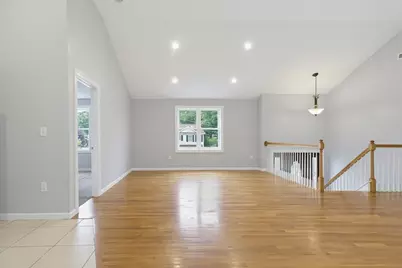 70 Swan Ave, Worcester, MA 01602 - Photo 13