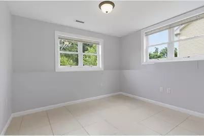 70 Swan Ave, Worcester, MA 01602 - Photo 35