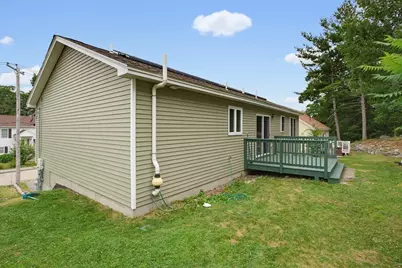 70 Swan Ave, Worcester, MA 01602 - Photo 41