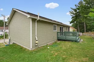 70 Swan Ave, Worcester, MA 01602 - Photo 41