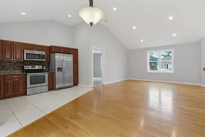 70 Swan Ave, Worcester, MA 01602 - Photo 7