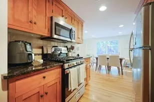 26 Pleasant St, Wellesley, MA 02482 - Photo 7