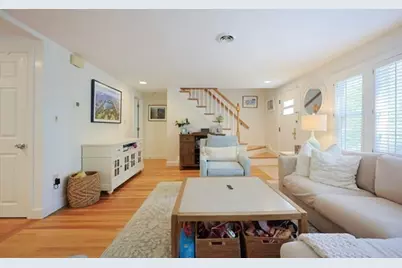 26 Pleasant St #B, Wellesley, MA 02482 - Photo 3