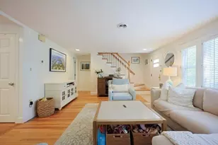 26 Pleasant St, Wellesley, MA 02482 - Photo 3