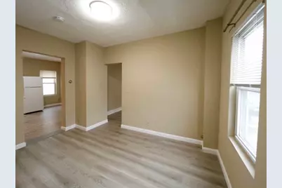 25 Oakland Ave #2R, Everett, MA 02149 - Photo 3