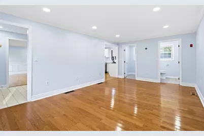 15 Malloy St, Medway, MA 02053 - Photo 35