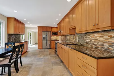 18 Harrington Rd, Framingham, MA 01701 - Photo 9