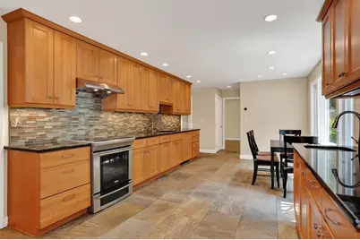 18 Harrington Rd, Framingham, MA 01701 - Photo 11
