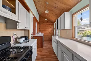 24 Ripley St, Somerset, MA 02725 - Photo 23