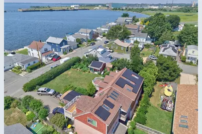 24 Ripley St, Somerset, MA 02725 - Photo 3