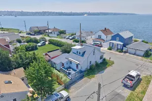 24 Ripley St, Somerset, MA 02725 - Photo 9