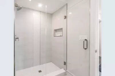 260 Elm St, Everett, MA 02149 - Photo 27