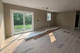 43 N Main St, Freetown, MA 02702 - Photo 13