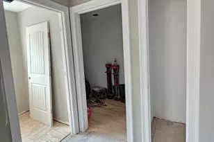 43 N Main St, Freetown, MA 02702 - Photo 15