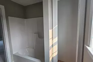 43 N Main St, Freetown, MA 02702 - Photo 31
