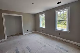 43 N Main St, Freetown, MA 02702 - Photo 27