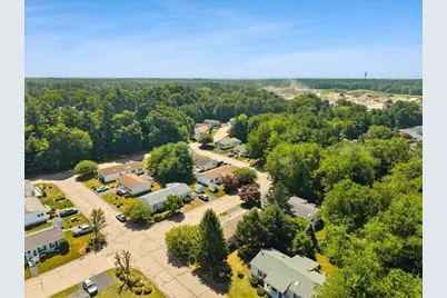 31 Fieldwood Dr, Bridgewater, MA 02324 - Photo 33