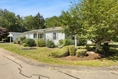 31 Fieldwood Dr, Bridgewater, MA 02324 - Photo 3