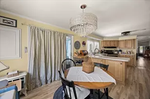 31 Fieldwood Dr, Bridgewater, MA 02324 - Photo 11