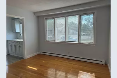 376 Riverside Avenue #1, Medford, MA 02155 - Photo 7