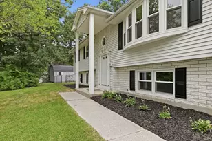 25 Norma St, Palmer, MA 01069 - Photo 3