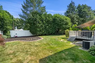 44 Fallston St, Springfield, MA 01119 - Photo 35