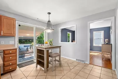 44 Fallston St, Springfield, MA 01119 - Photo 5