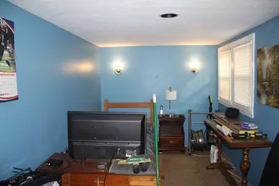 203 New Yorker Ave, Chelmsford, MA 01824 - Photo 9