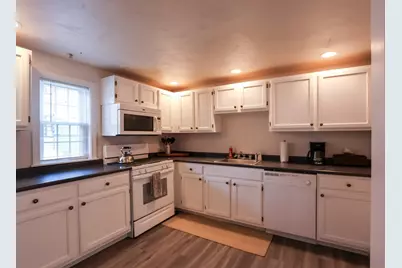 25 Jay St - C #FURNISHED, Cambridge, MA 02139 - Photo 9