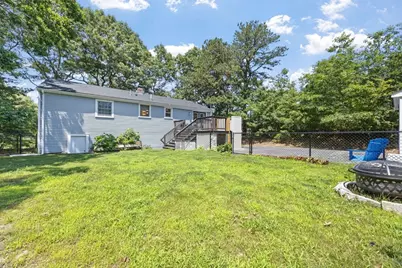 16 Pequot Ter, Plymouth, MA 02360 - Photo 27