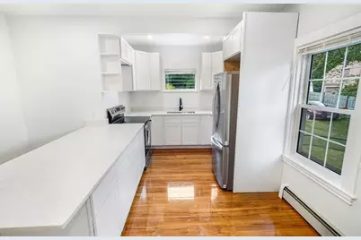 578 Plain St, Brockton, MA 02302 - Photo 7