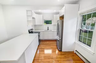 578 Plain St, Brockton, MA 02302 - Photo 7