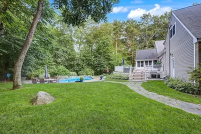 4 Dicarlo Rd, Hopkinton, MA 01748 - Photo 35
